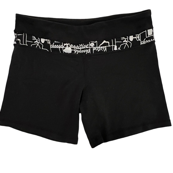 Lululemon Reversible Women’s Vintage Bike Shorts old school black white 8 - Picture 1 of 7